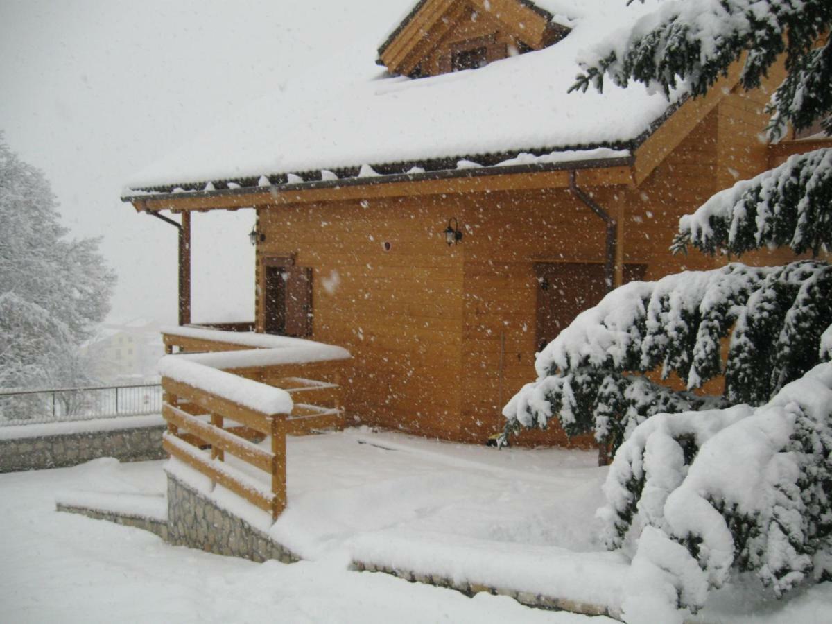B&B Lo Chalet Di Ocre San Felice d'Ocre Εξωτερικό φωτογραφία